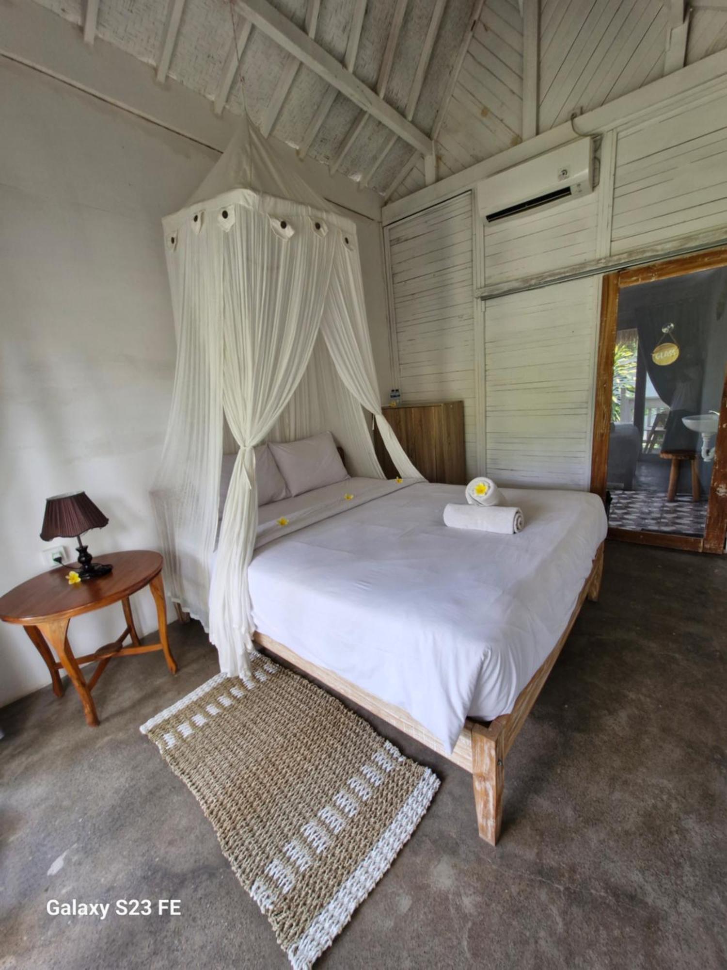 The Layar Homestay Batununggul Eksteriør billede