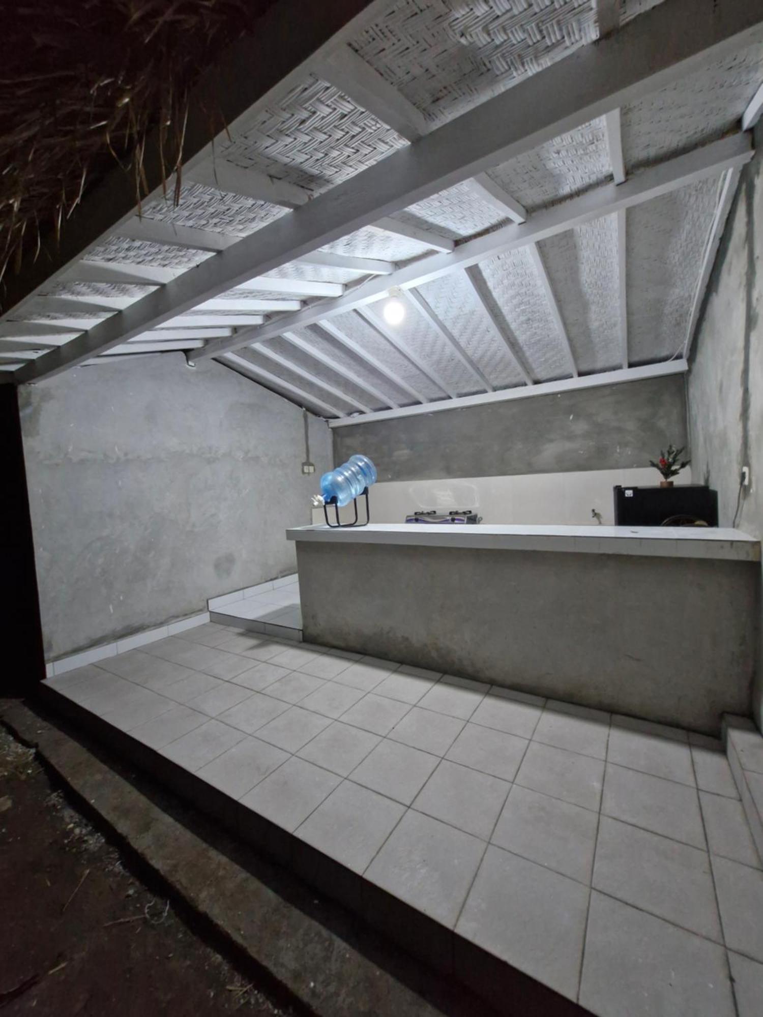 The Layar Homestay Batununggul Eksteriør billede